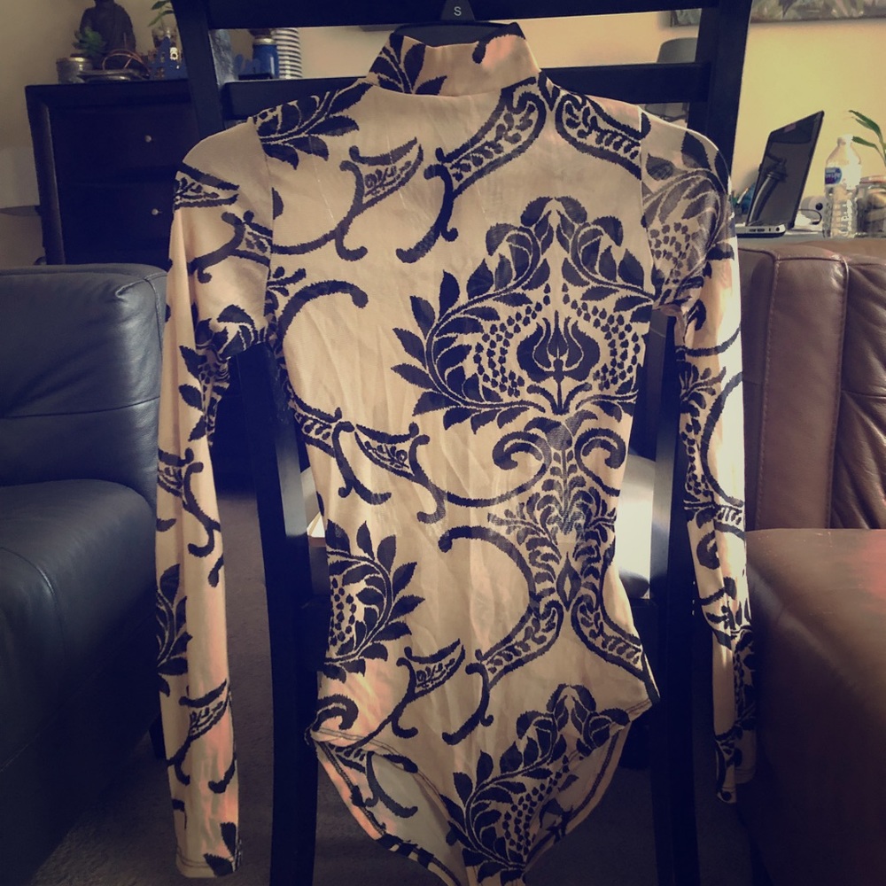 Bodysuit size SM